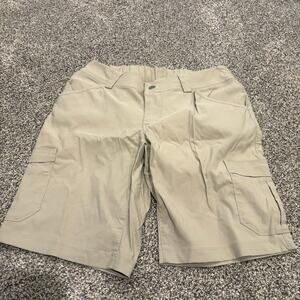Duluth Trading Women's Dry on the Fly 10 inch Cargo Shorts Size 6 Khaki